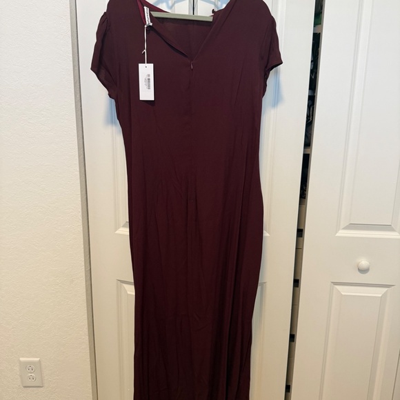 New Reformation Frasier Dress Prune - Picture 2 of 3